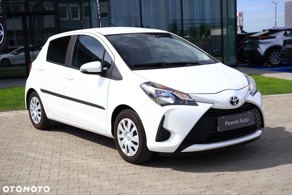 Toyota Yaris - 1