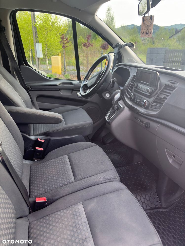 Ford Transit Custom 320 L2H1 Limited (bryg.) - 11