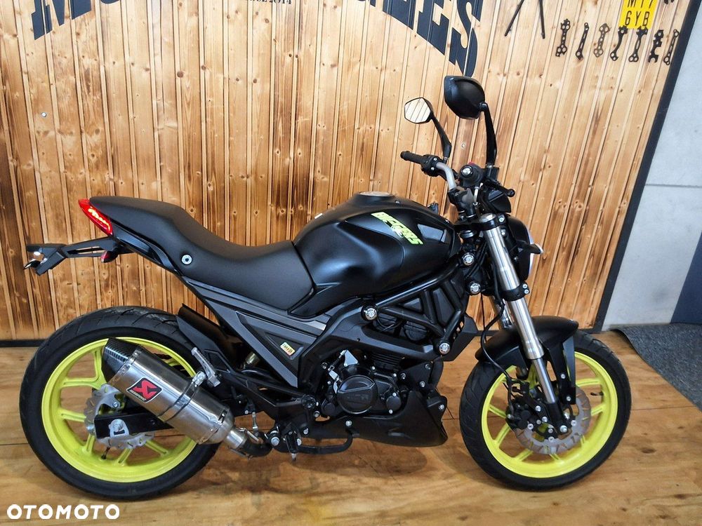 Moto Magnus Inny - 21