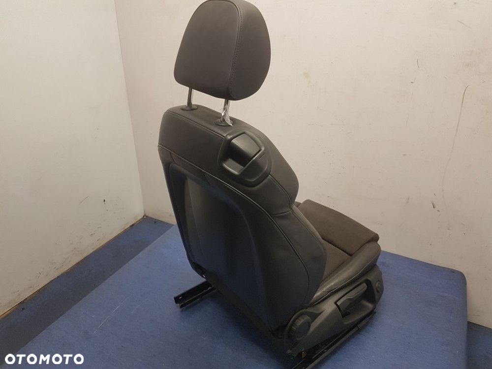 AUDI A5 8T FOTEL PASAŻERA PÓŁ SKÓRA - 12