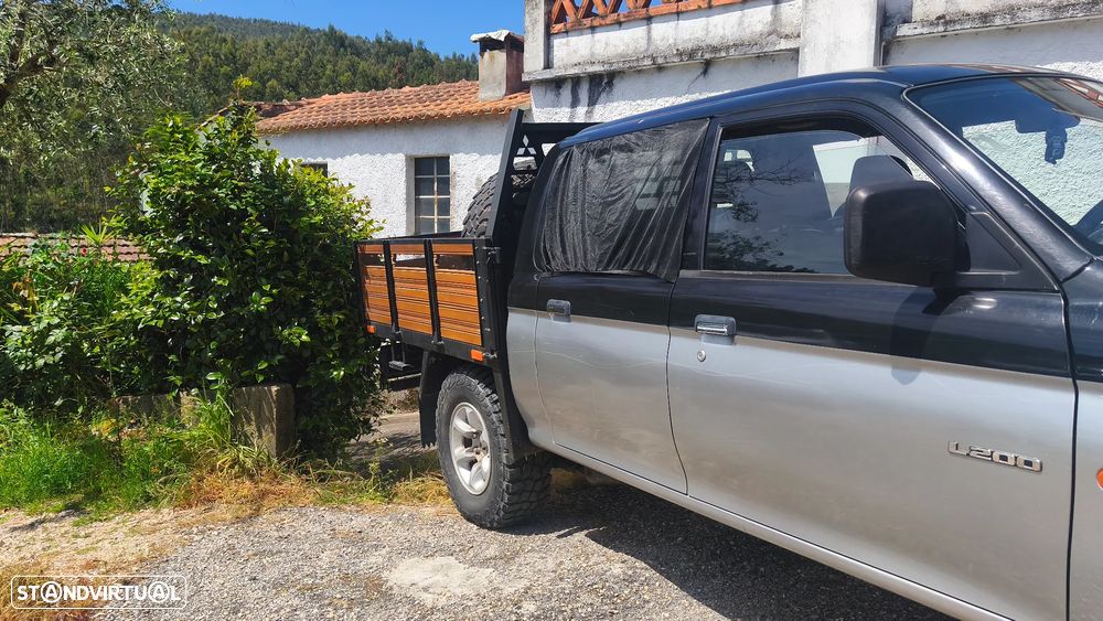 Mitsubishi L200 2.5 TD Strada CD - 3