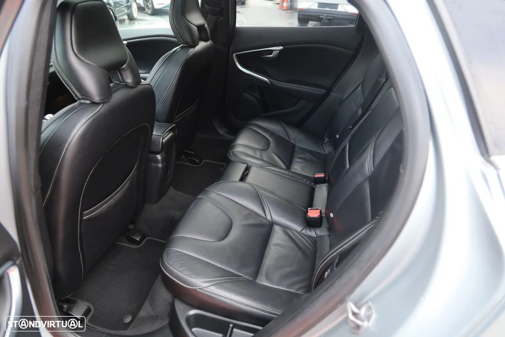 Volvo V40 D4 RDesign - 18