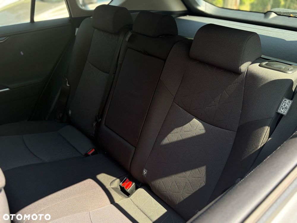 Toyota RAV4 - 32