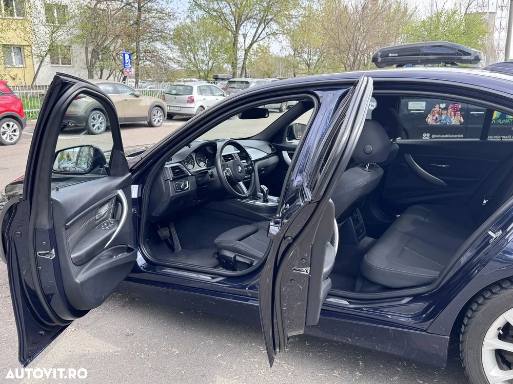 BMW Seria 3 320d DPF Aut. - 12