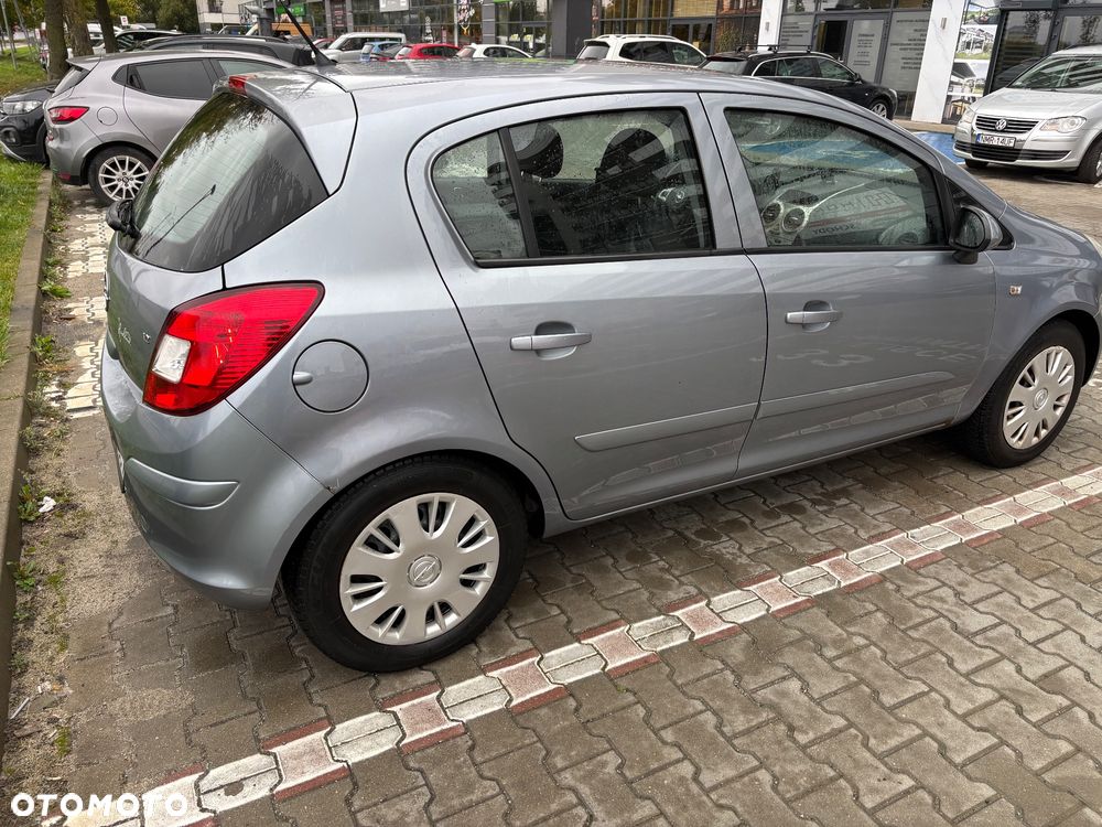 Opel Corsa - 4
