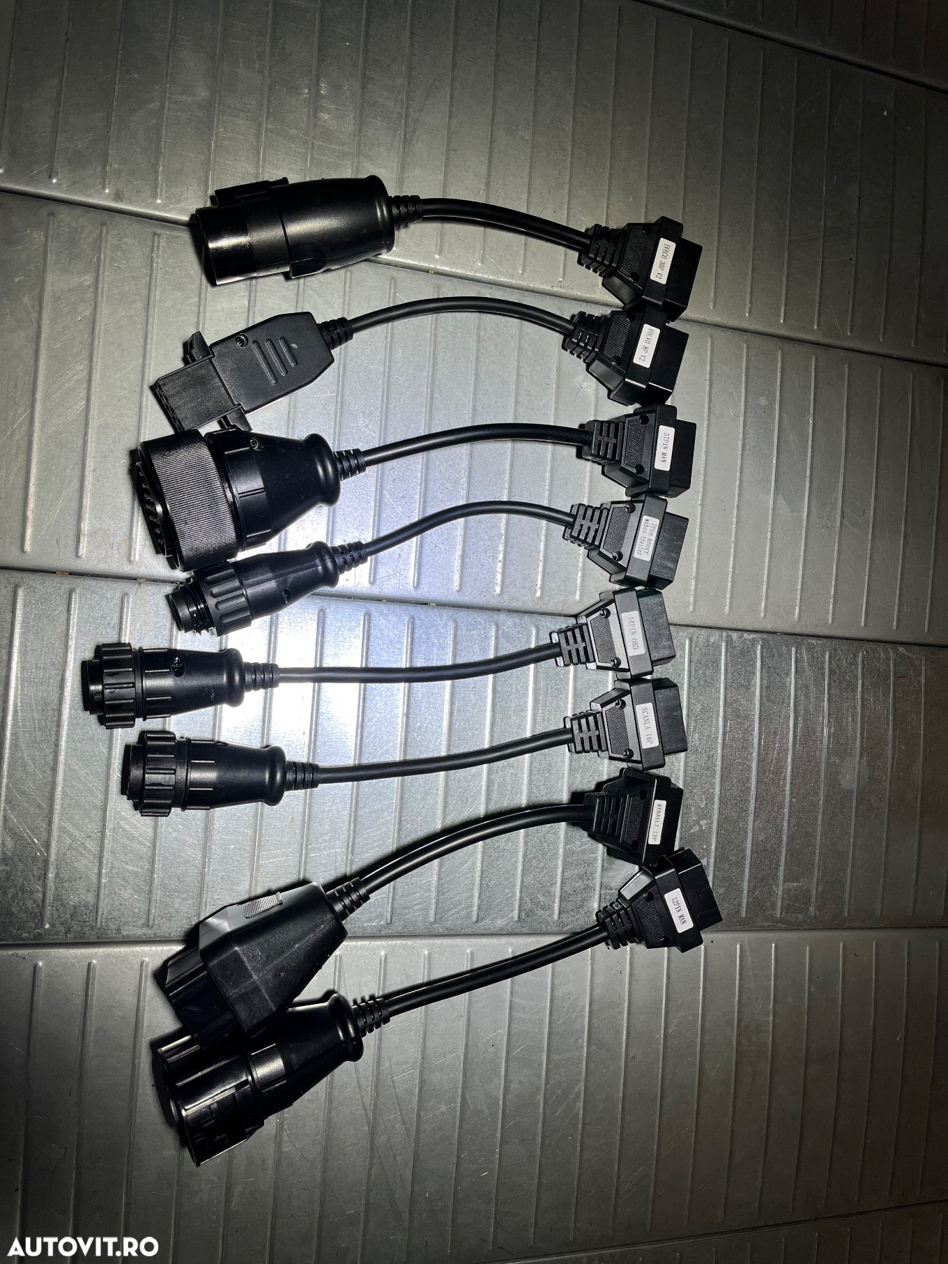 Set cabluri mufe adaptoare diagnoza tester obd2 auto camioane nou delphi vcds - 3