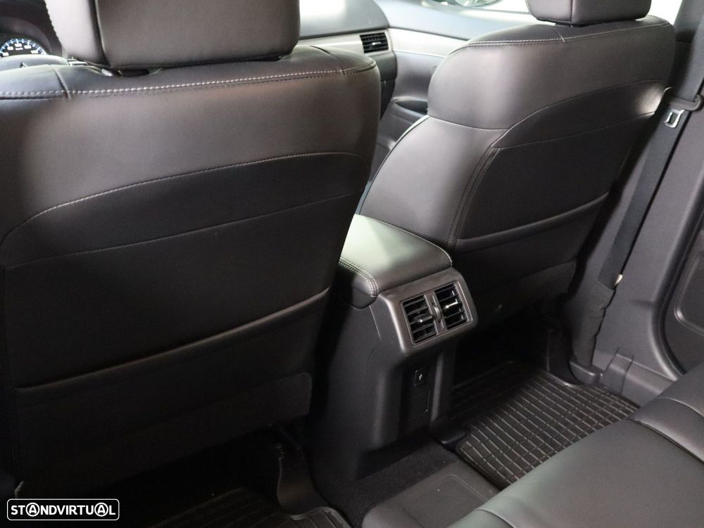 Mitsubishi Outlander 2.4 Instyle - 8