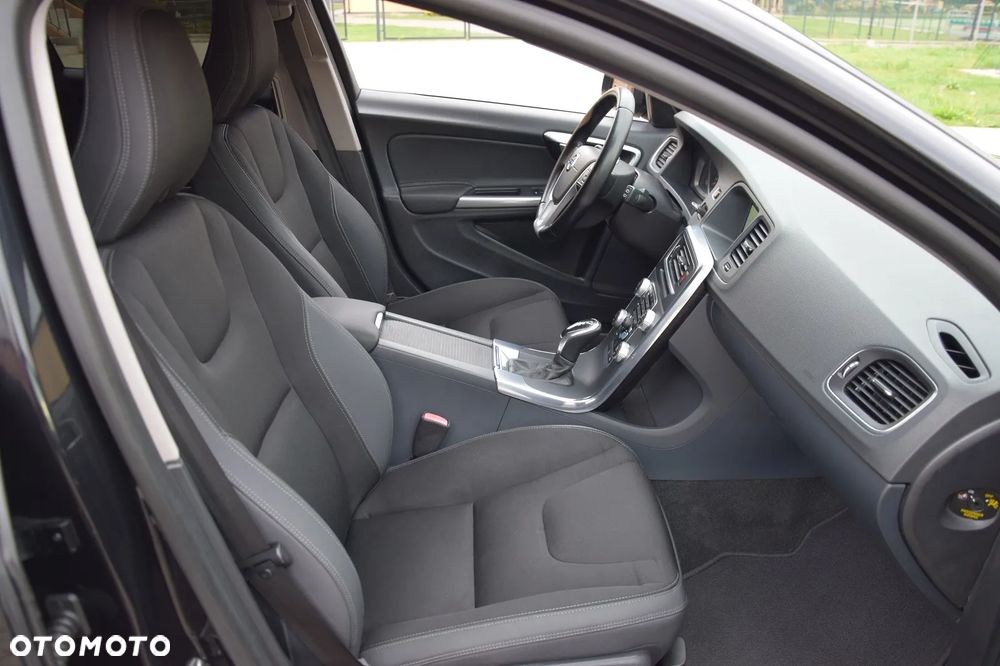 Volvo V60 - 20