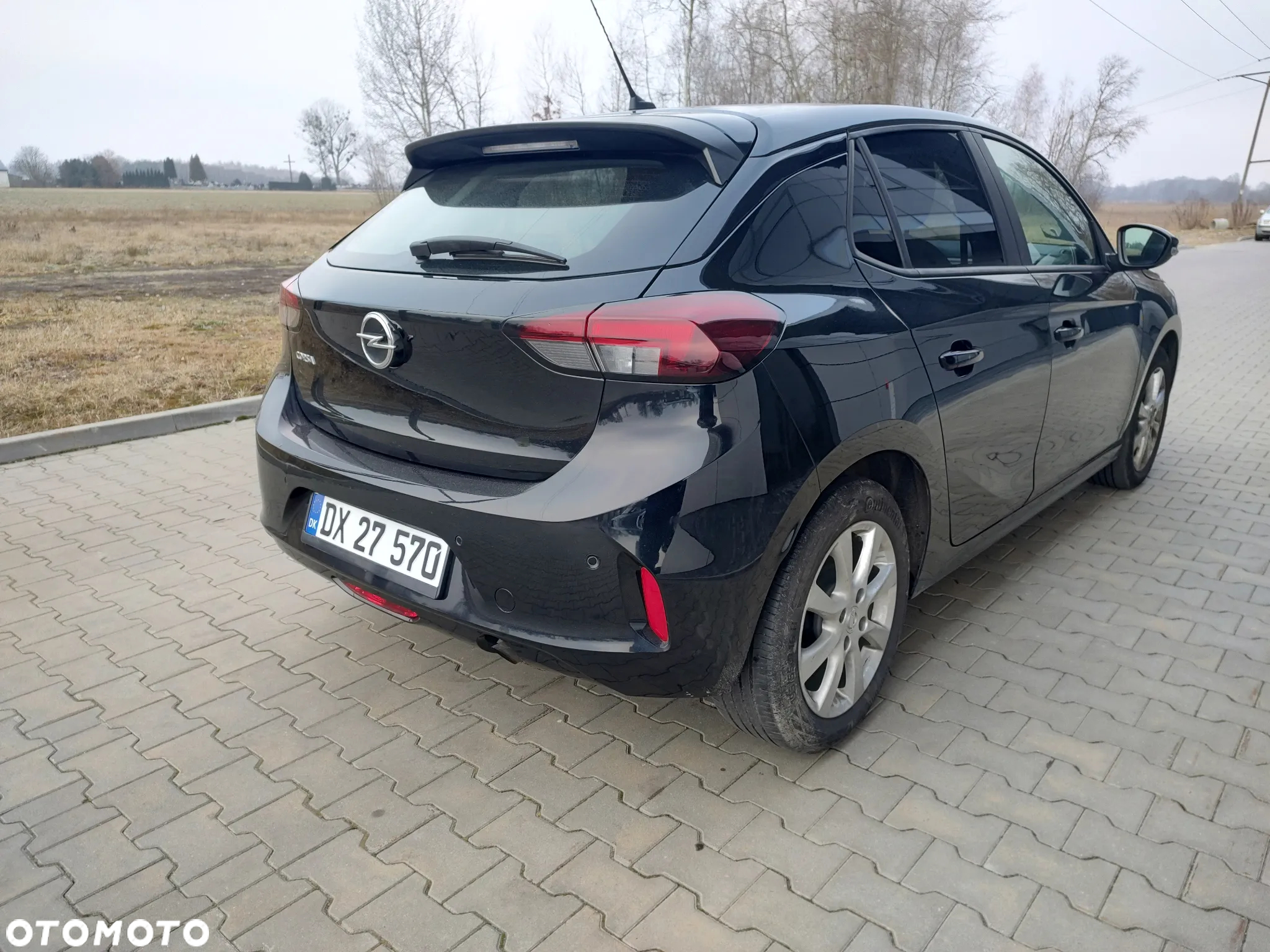 Opel Corsa 1.2 Business S&S - 3