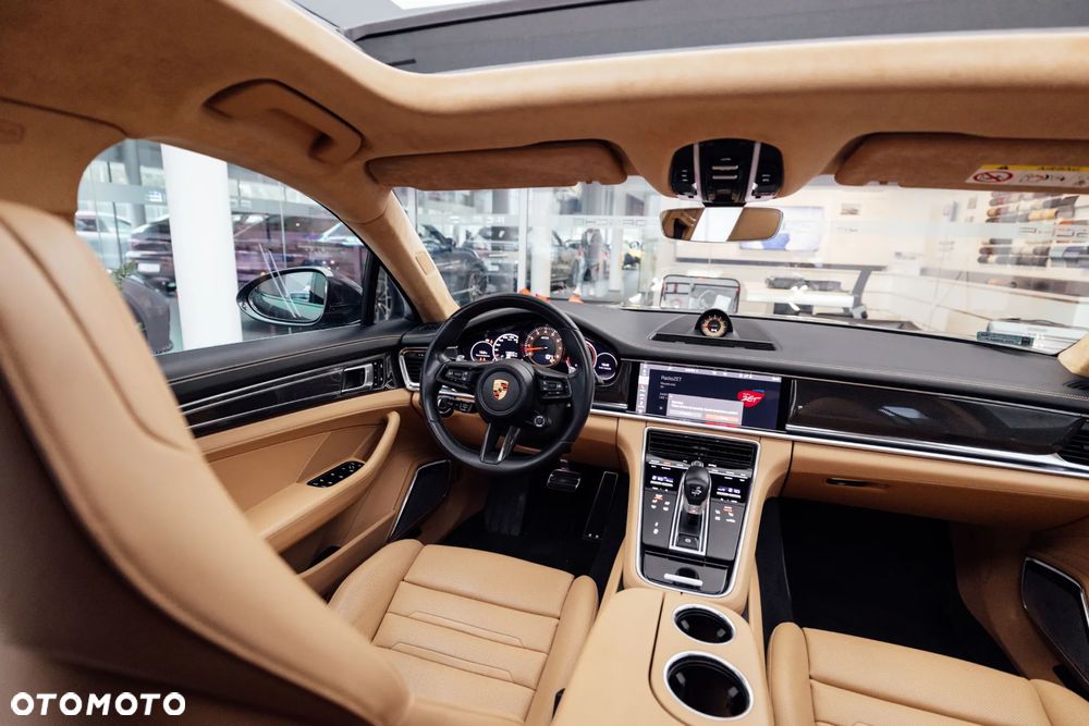 Porsche Panamera GTS - 23