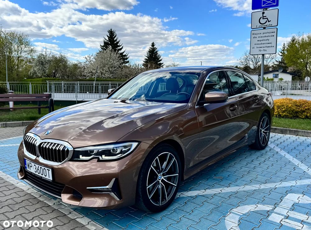 BMW Seria 3 320i Luxury Line sport - 2