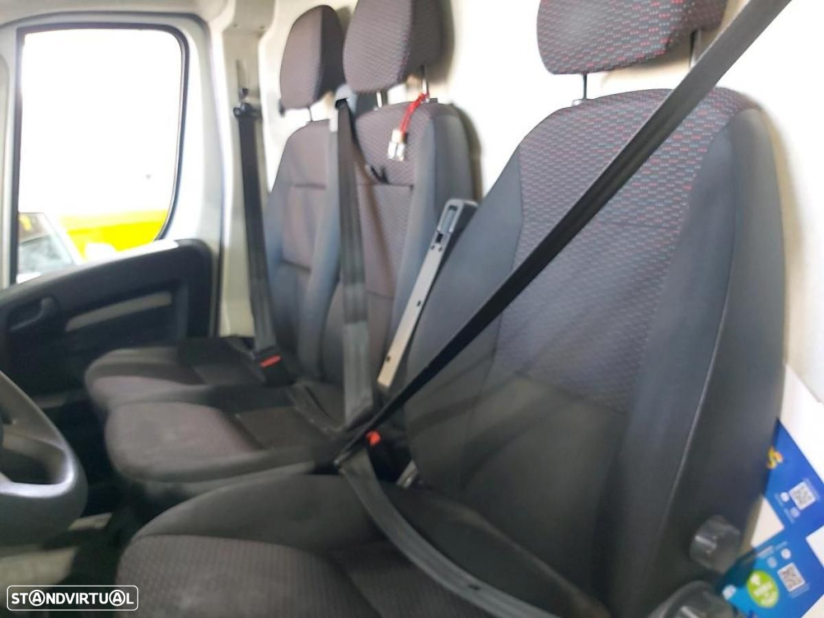Peugeot Boxer 2.2 BlueHDi 435 3L C/IVA - 5