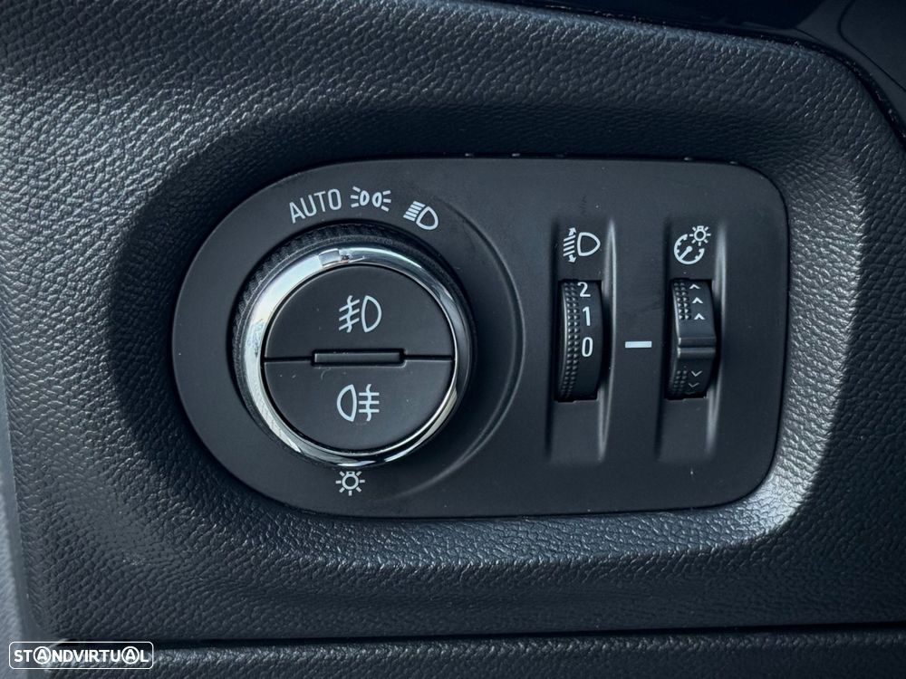 Opel Corsa 1.2 T Elegance - 9