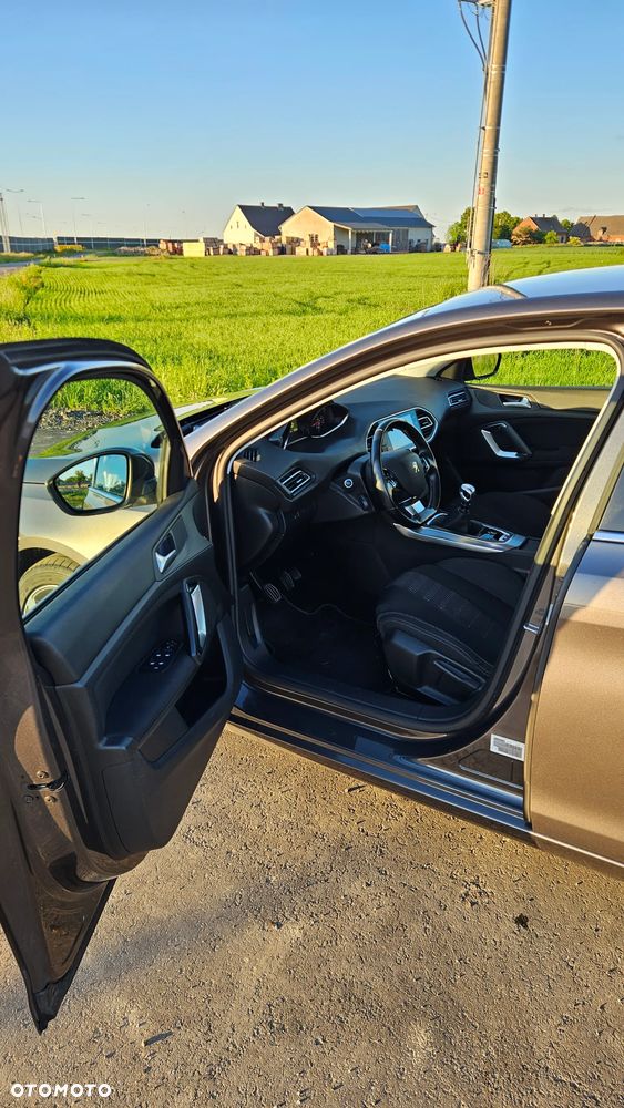 Peugeot 308 BlueHDi 120 Stop & Start Allure - 8