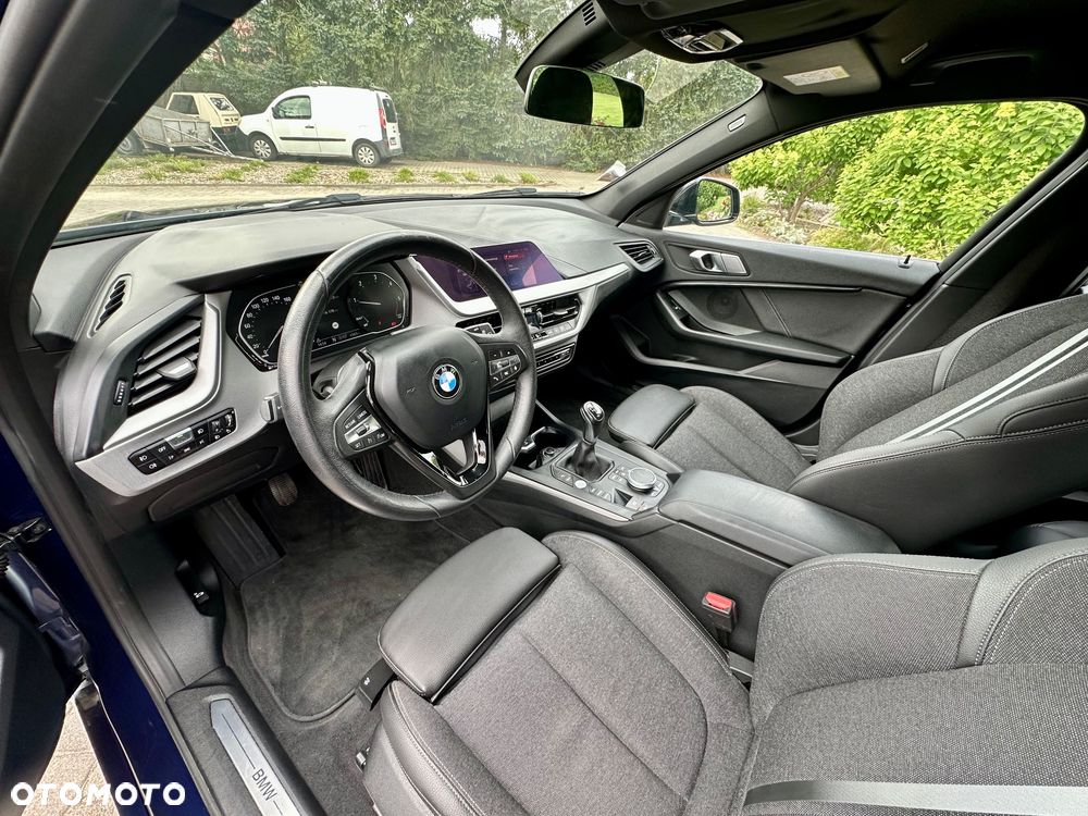 BMW Seria 1 116d Sport Line - 5