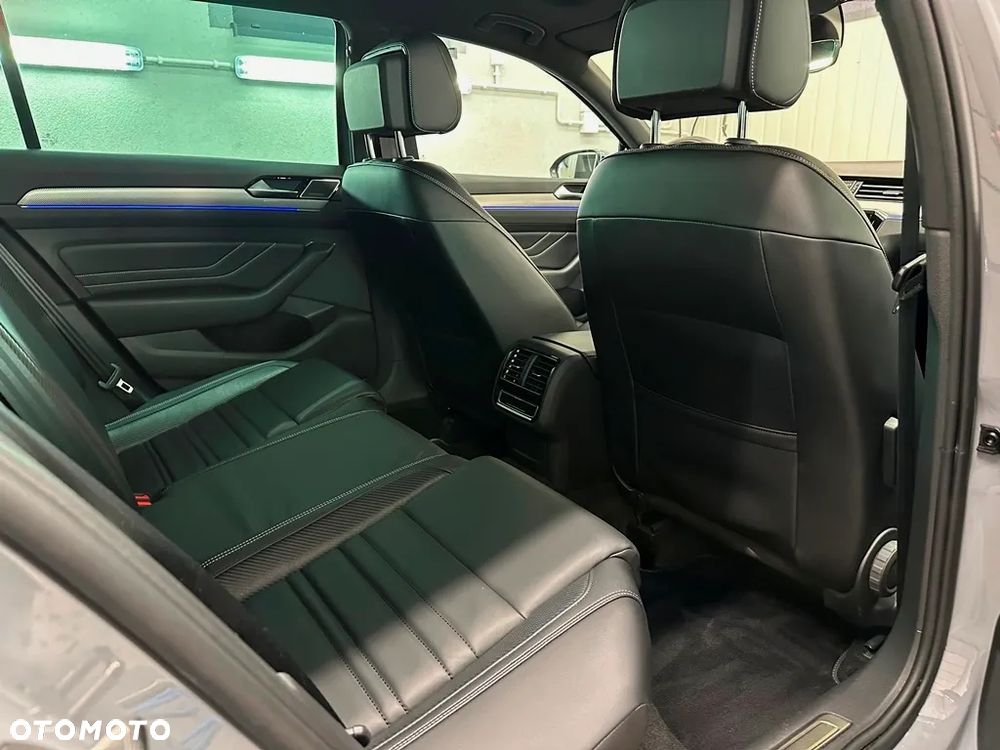 Volkswagen Passat Variant - 29