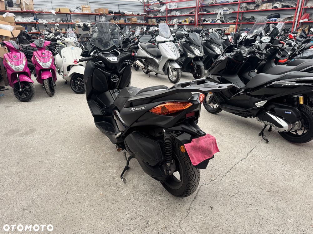 Yamaha X-max - 5