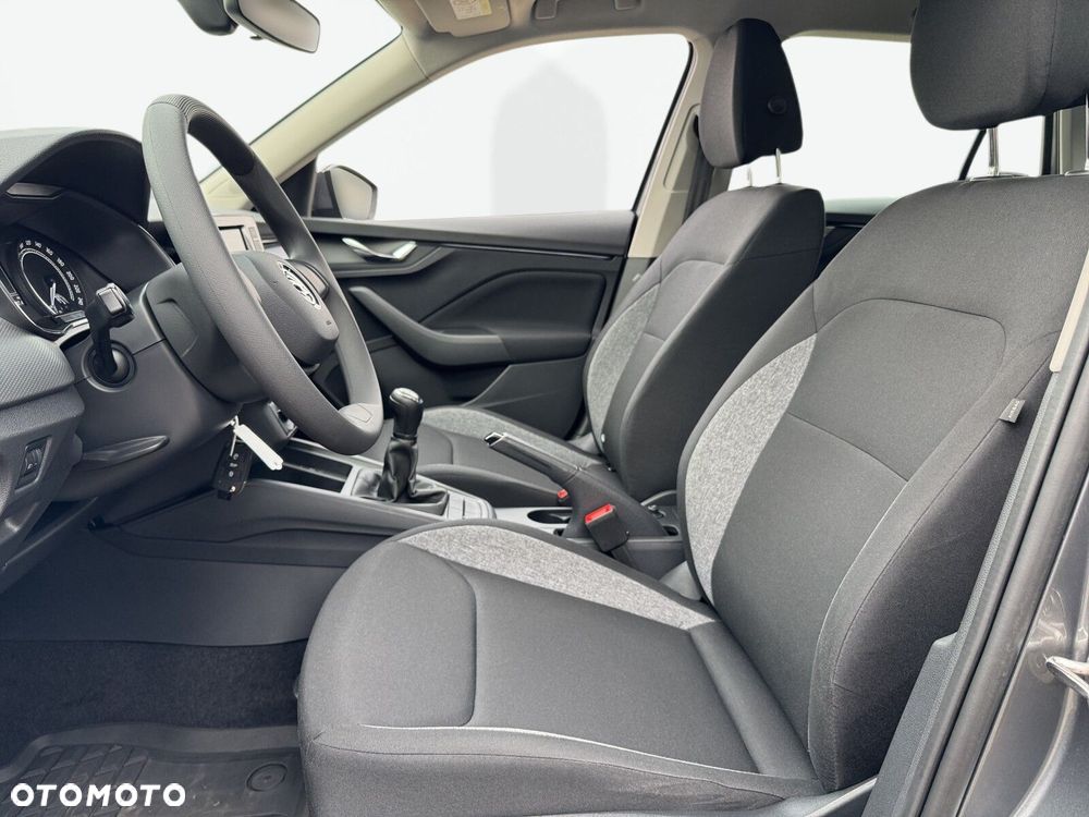 Skoda Kamiq 1.0 TSI Active - 10