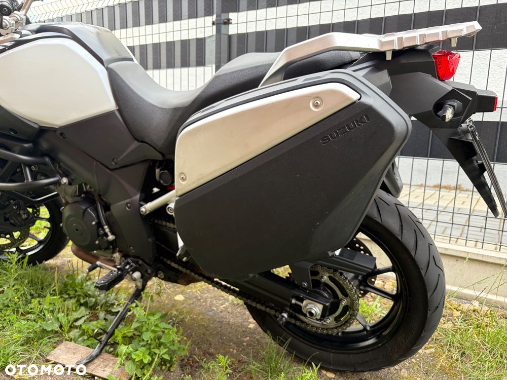 Suzuki DL - 25