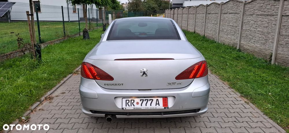 Peugeot 307 CC - 8