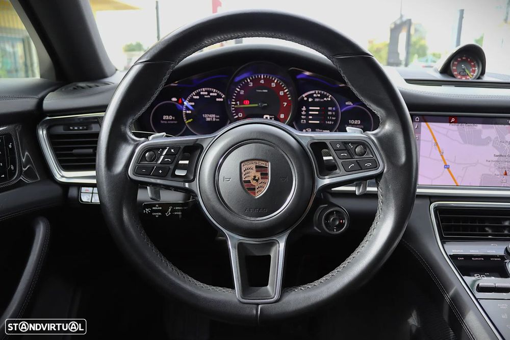 Porsche Panamera Sport Turismo 4 E-Hybrid - 29