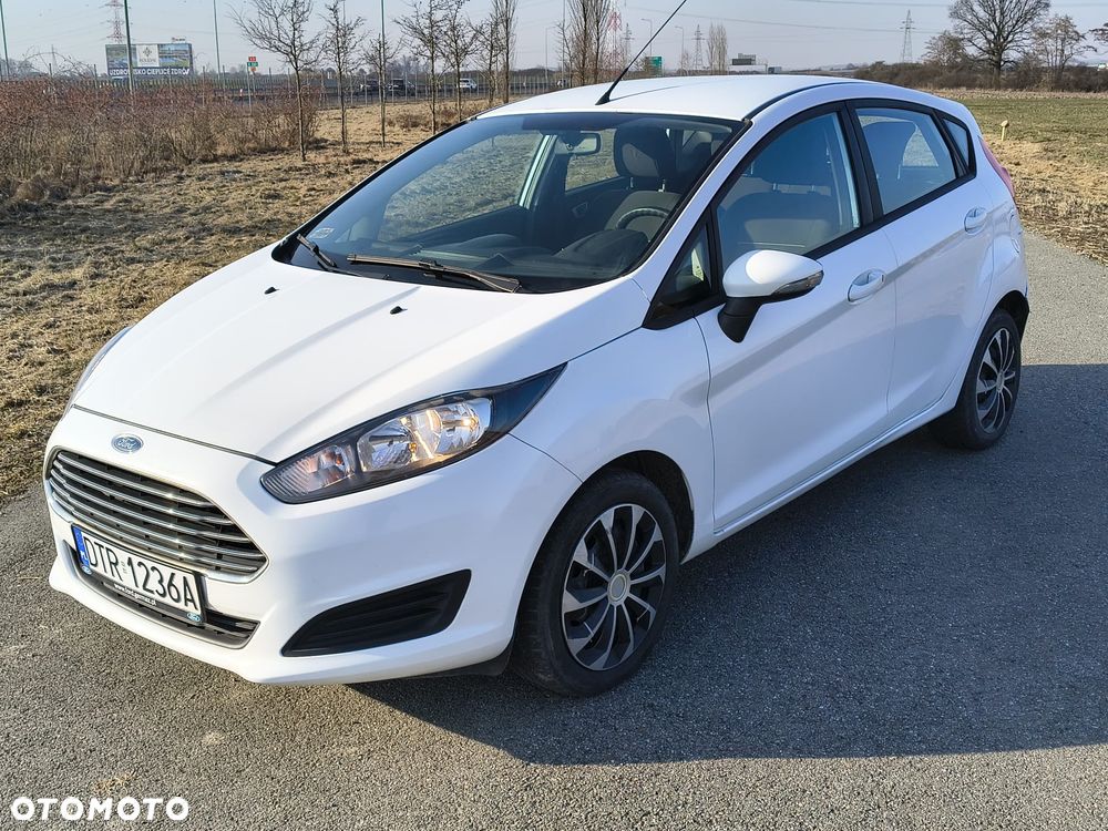 Ford Fiesta - 2