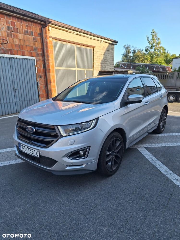 Ford Edge - 1