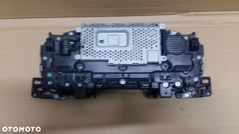 BMW  179972-10 BMW G01 G11 G12 G30 G32 ZEGAR LICZNIK - 8