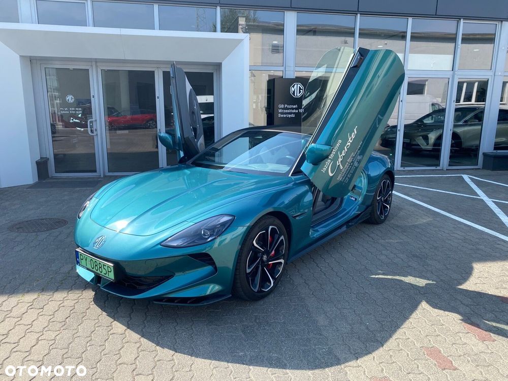 MG Cyberster 77kWh AWD Czarny Dach - 11