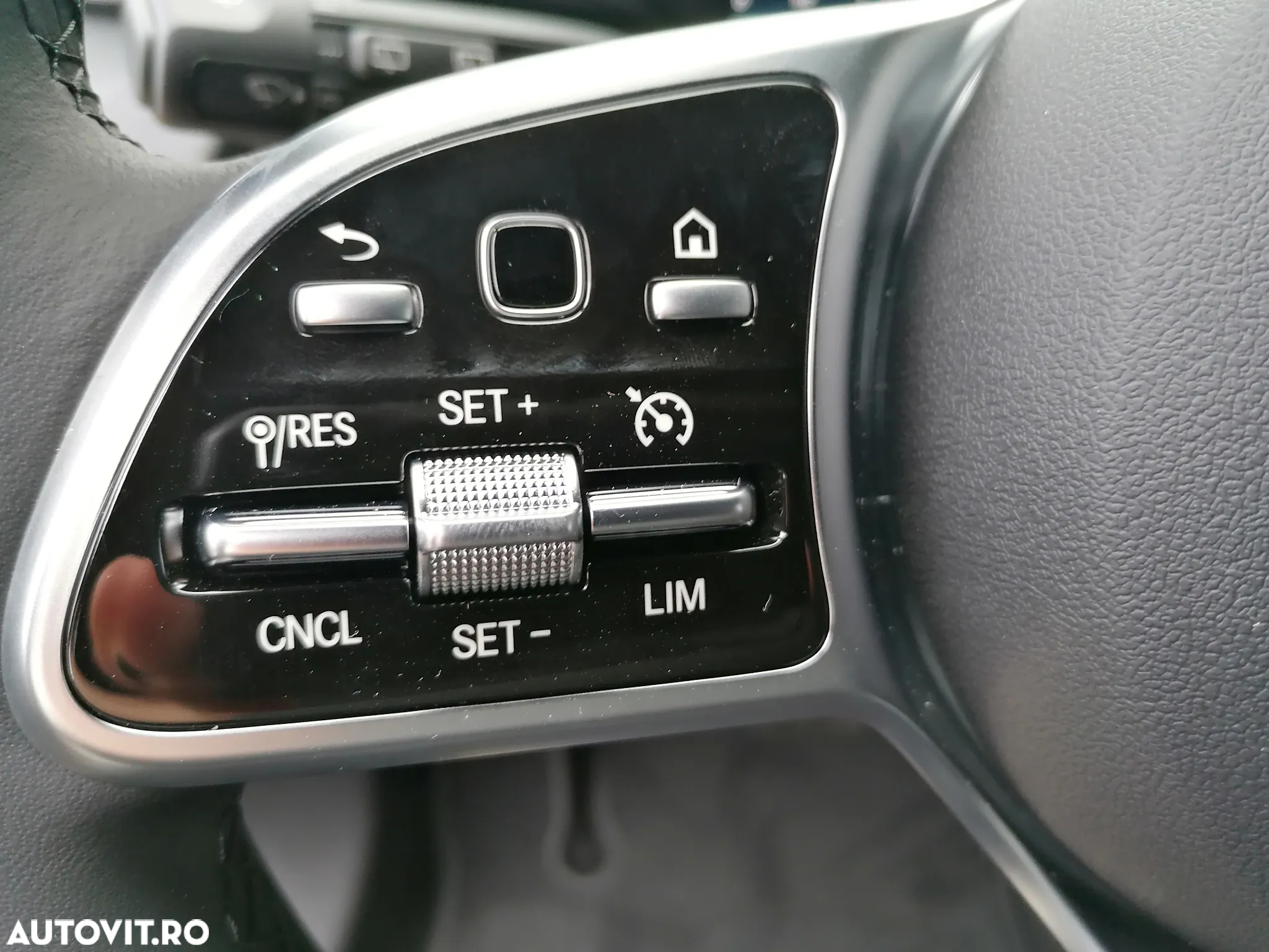 Mercedes-Benz GLA 200 d 4MATIC Aut. - 16