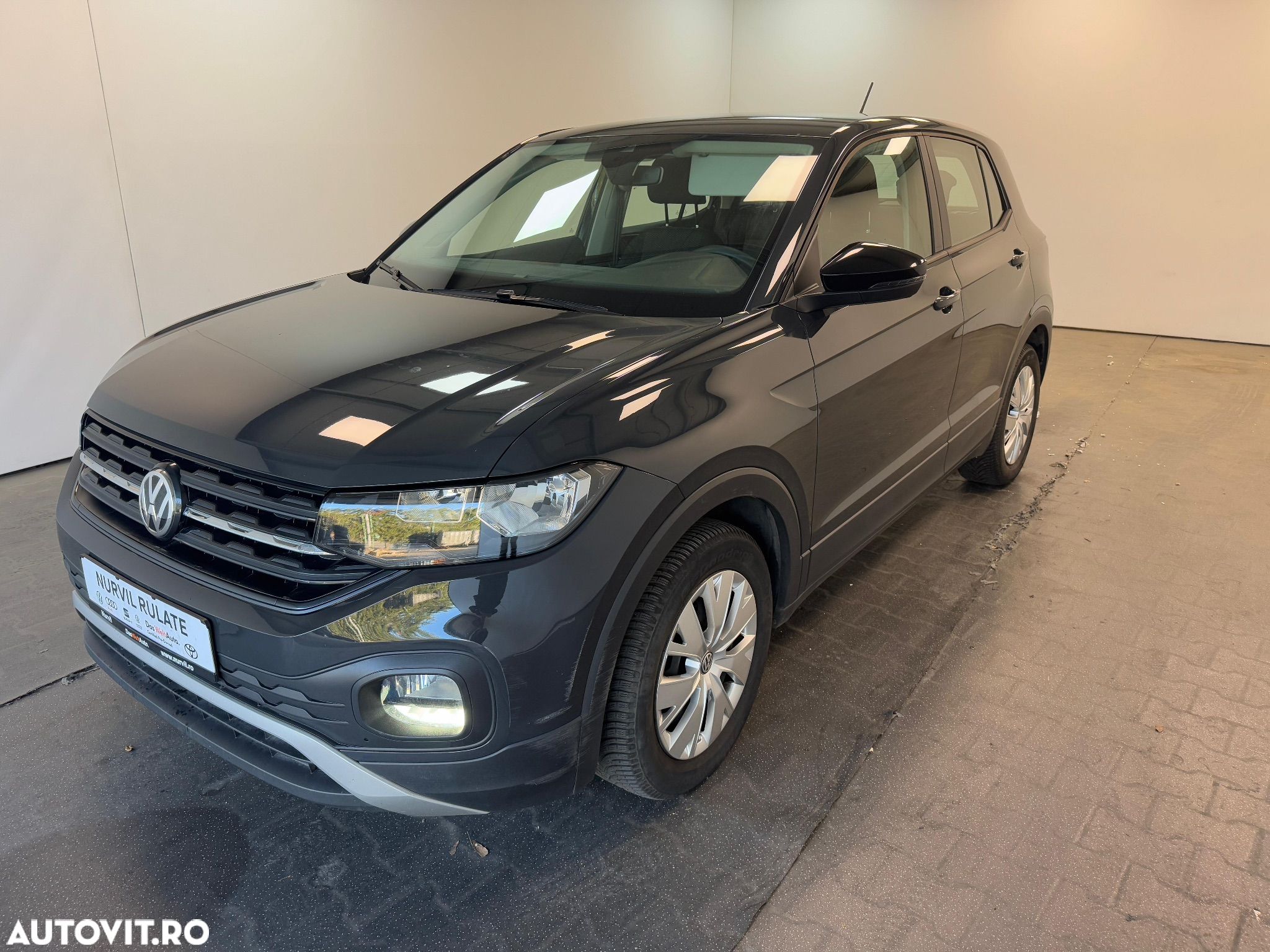 Volkswagen T-Cross 1.6 TDI Base - 1