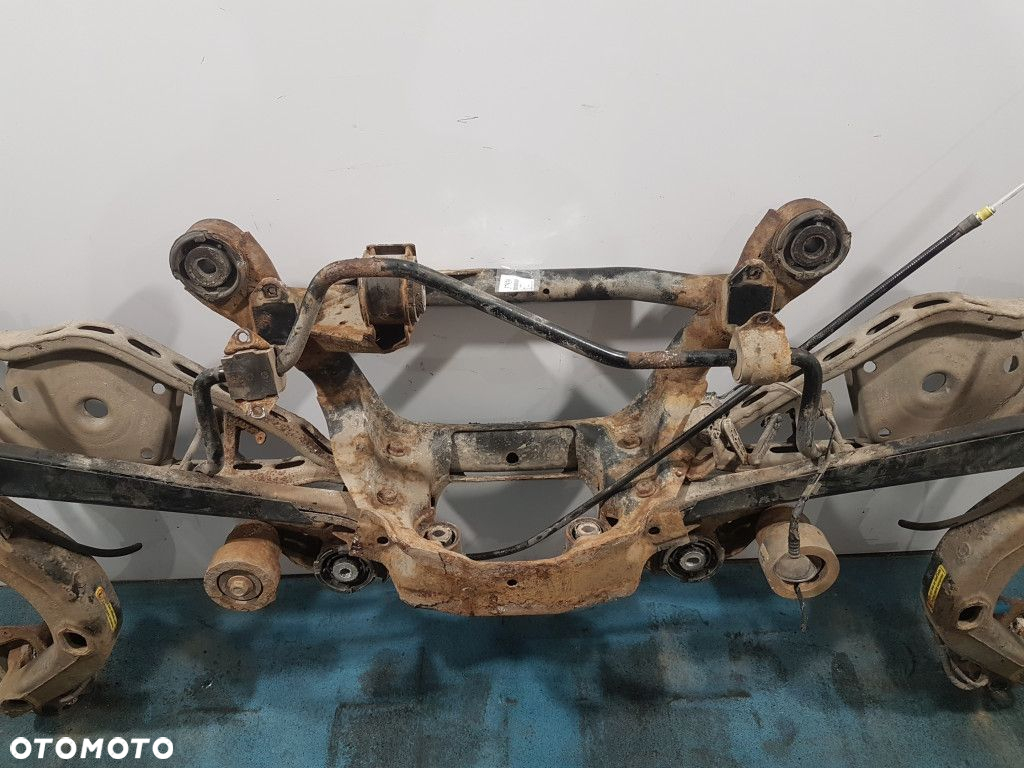 BMW X3 E83 LIFT 2.0D KOŁYSKA WAHACZE SANKI TYŁ - 7