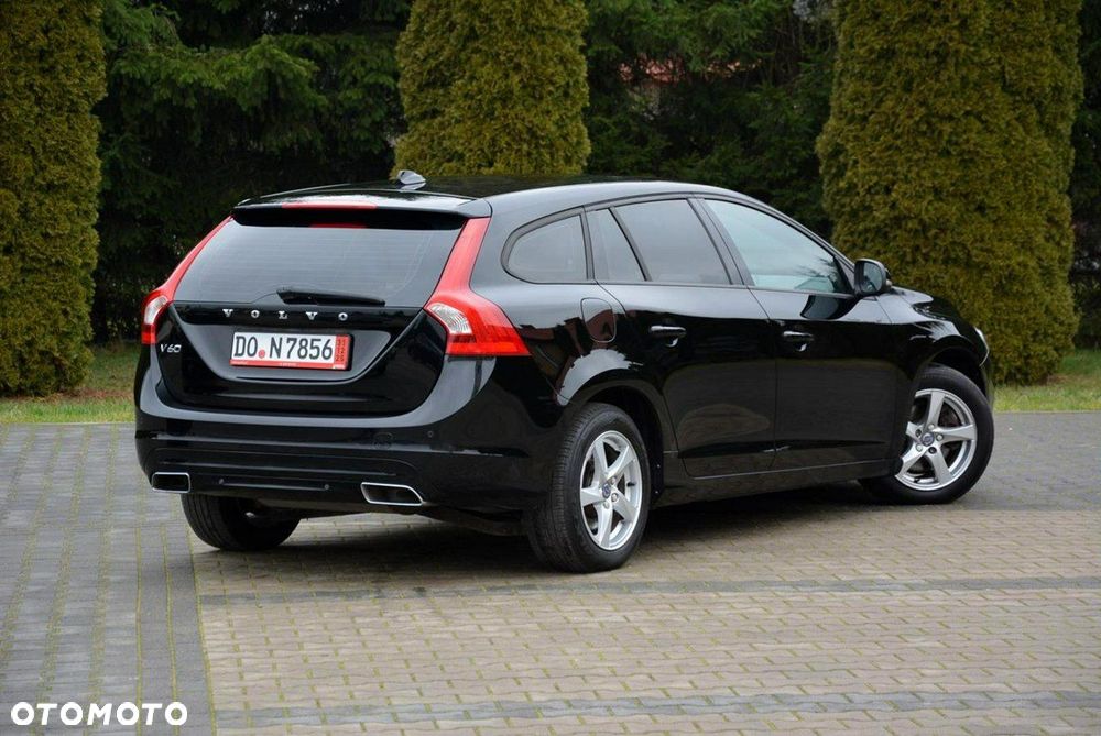 Volvo V60 D4 Geartronic Momentum Pro - 6