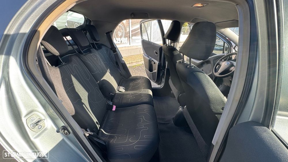 Toyota Yaris 1.0 VVT-i Comfort+AC - 22