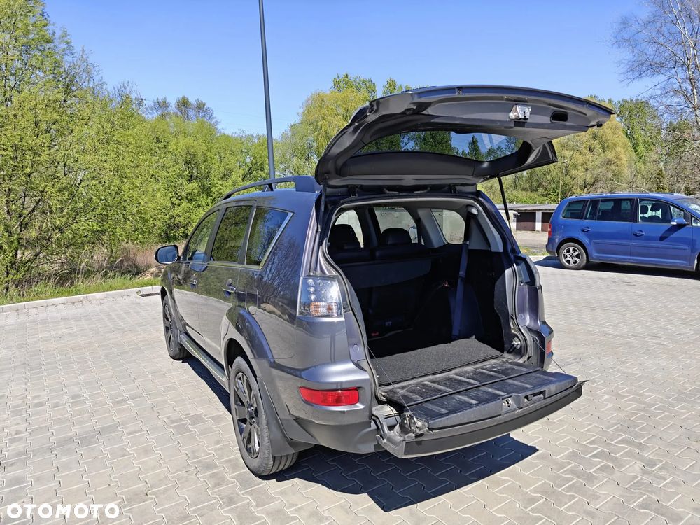 Mitsubishi Outlander 2.2 DI-D 4WD TC-SST Instyle - 4