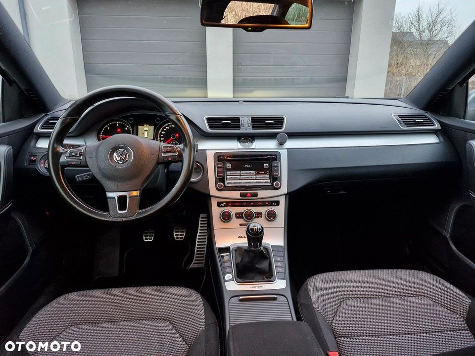 Volkswagen Passat Alltrack - 13