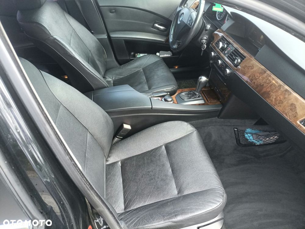 BMW Seria 5 530d - 13