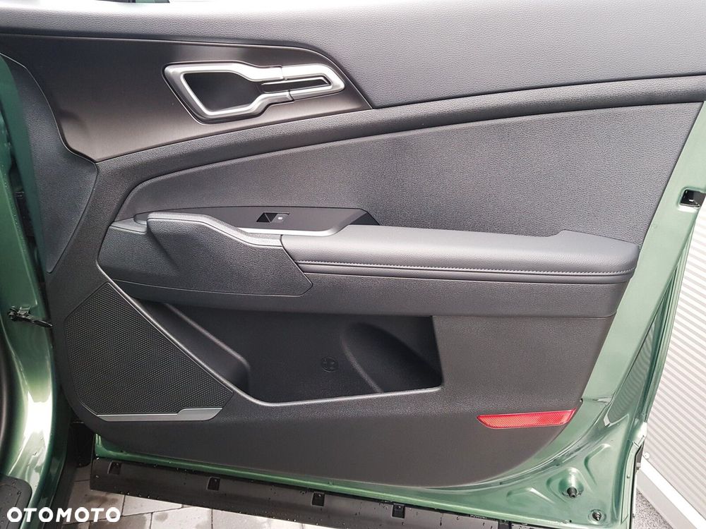 Kia Sportage 1.6 T-GDI HEV L 2WD - 27