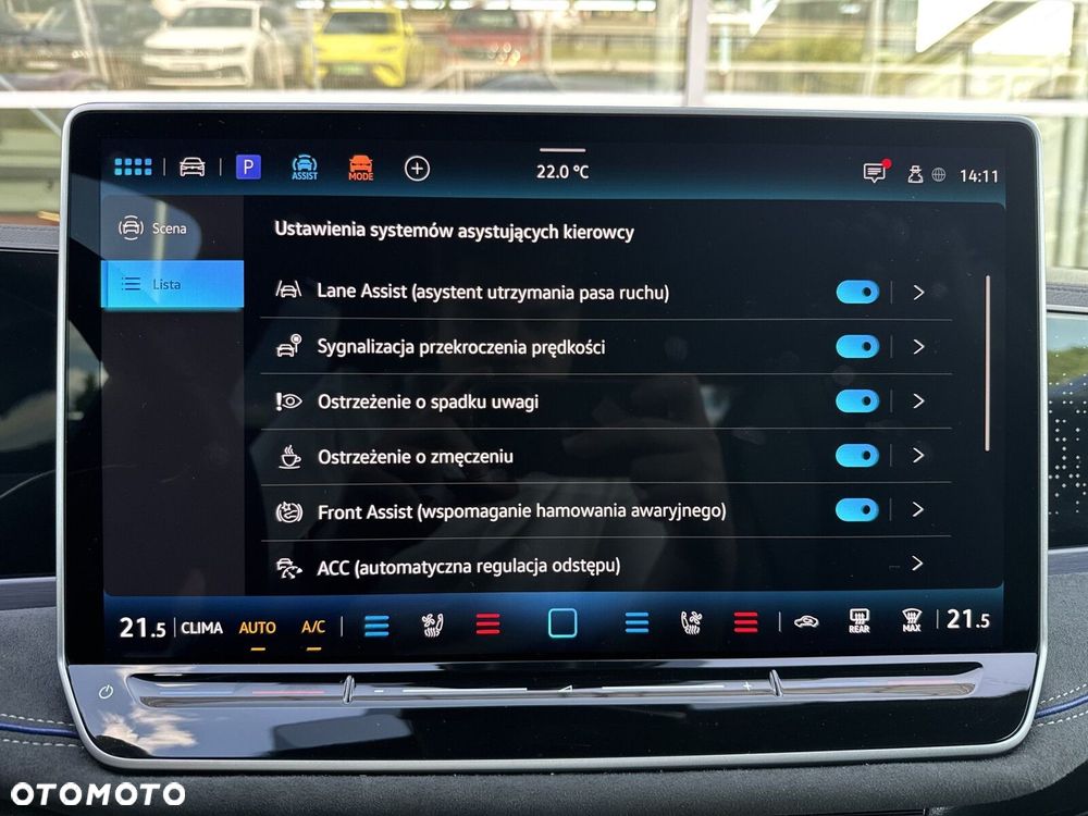 Volkswagen Passat Variant 2.0 TDI SCR R-Line Plus DSG - 29