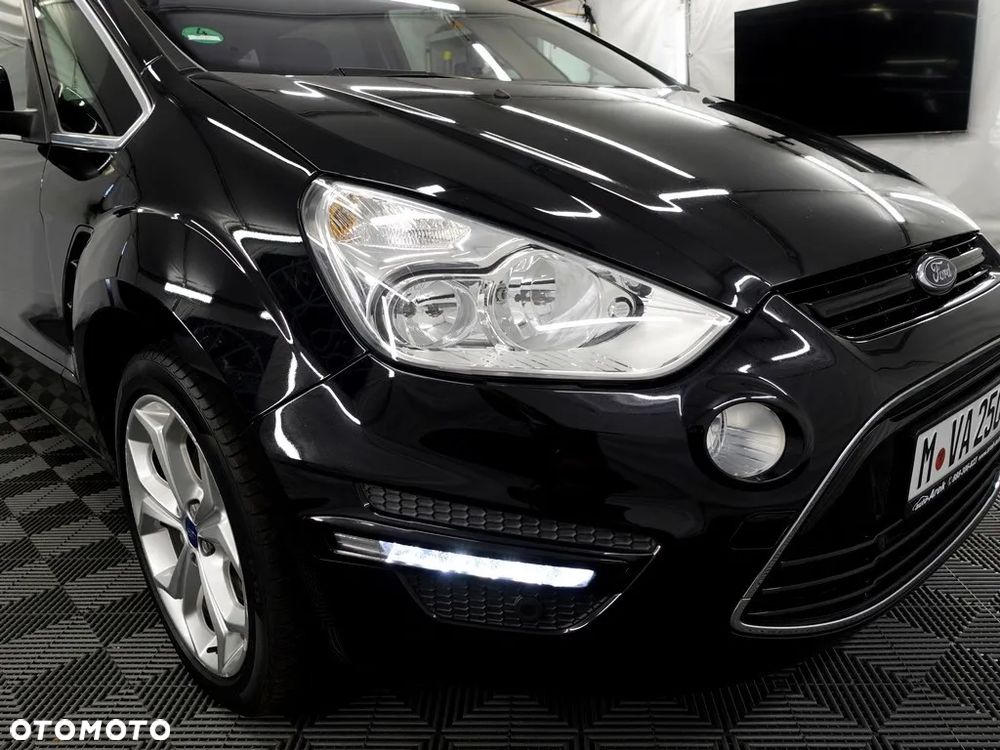 Ford S-Max 2.0 TDCi DPF Titanium