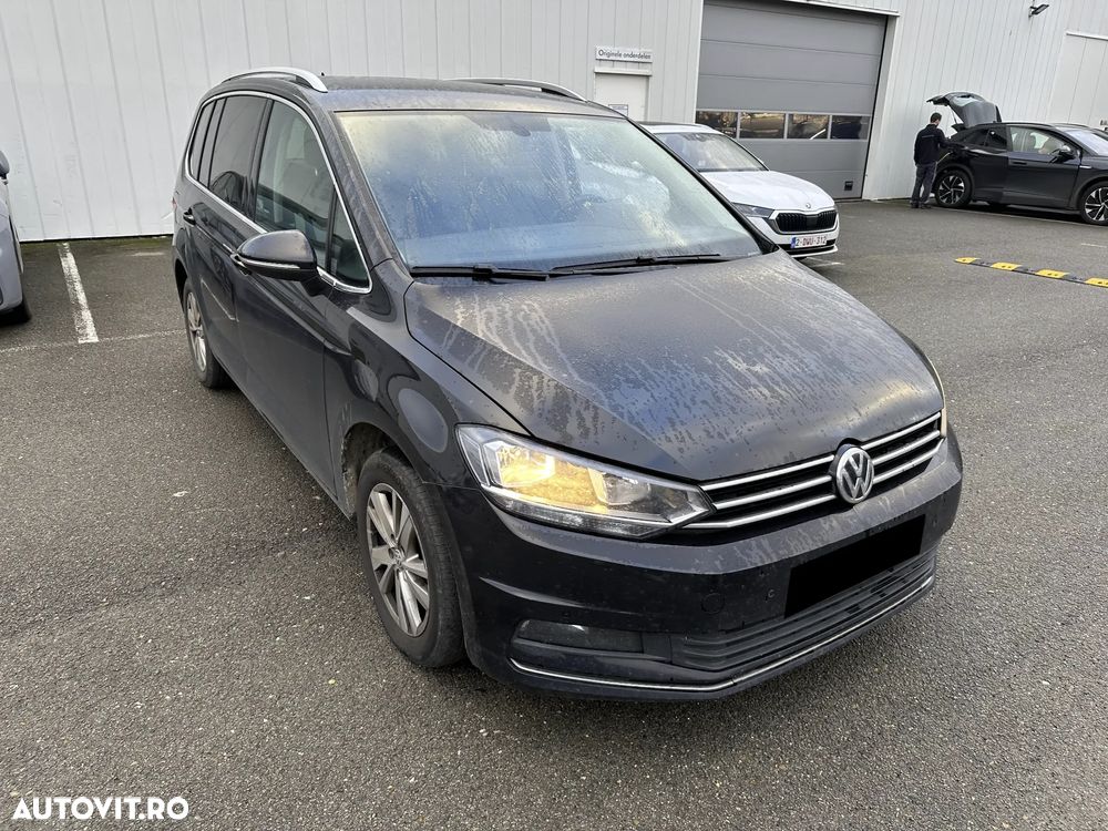 Volkswagen Touran 2.0 TDI SCR DSG Comfortline - 4