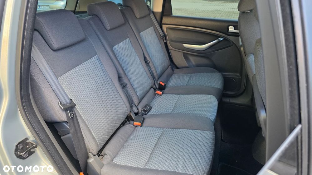 Ford C-MAX - 23