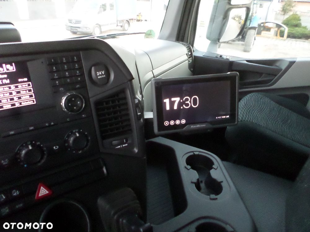 Mercedes-Benz Antos 1830 - 10