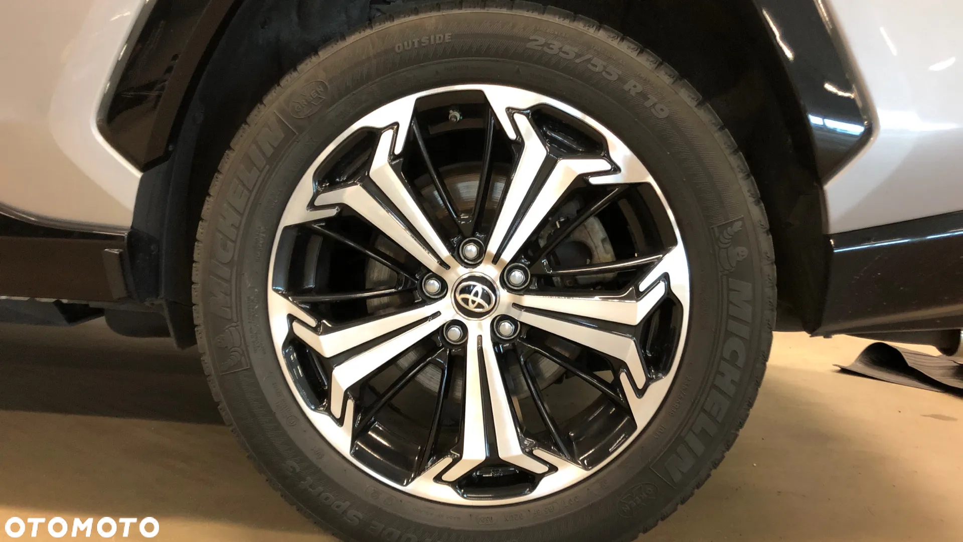Toyota RAV4 2.5 Plug-In Hybrid Selection 4x4 - 6