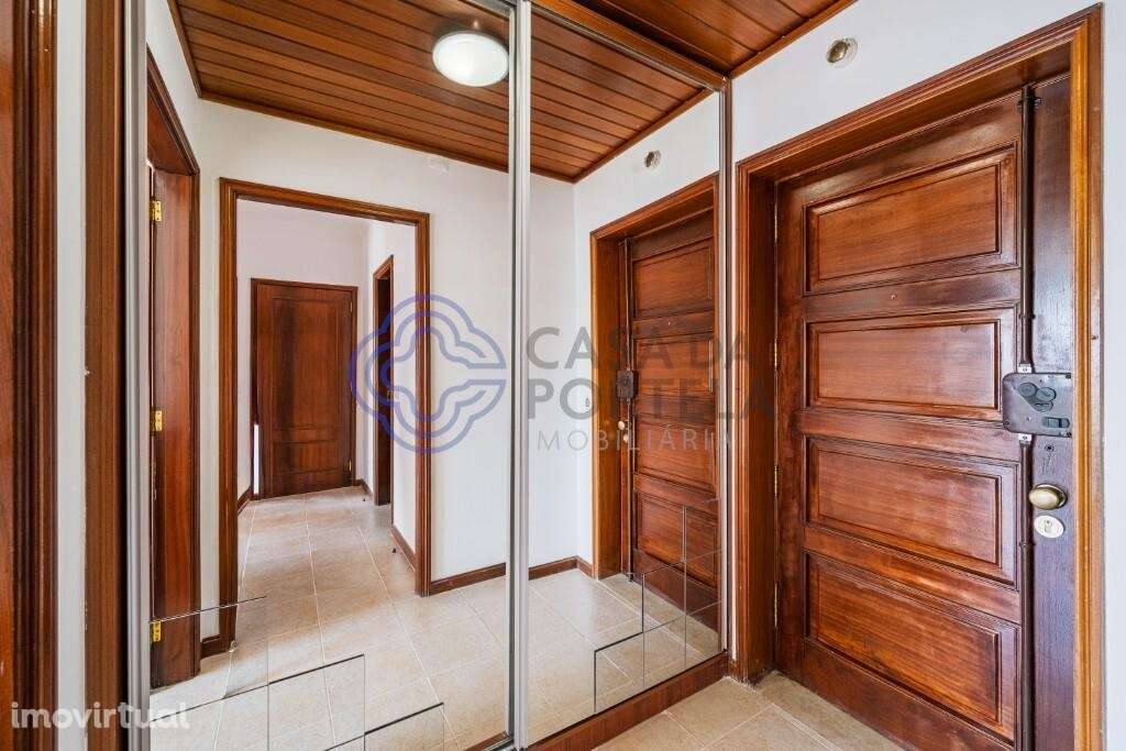 T1+1 Praia 10 min e Comboio 7 min - Grande imagem: 3/24