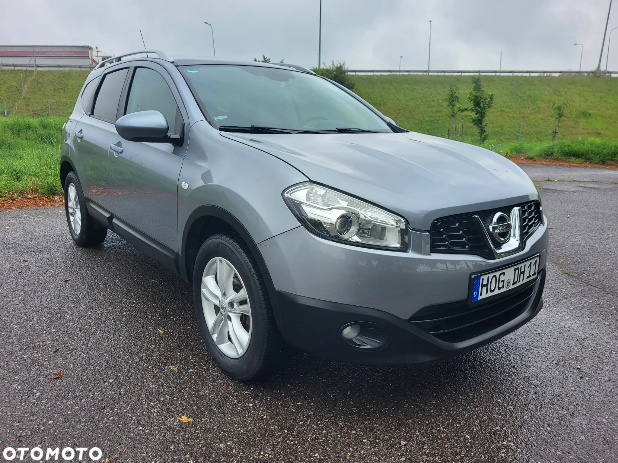 Nissan Qashqai+2 - 3