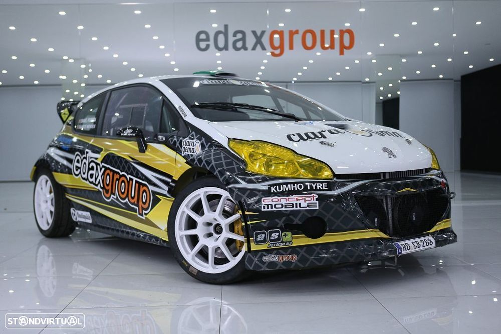 Peugeot 208 - 12