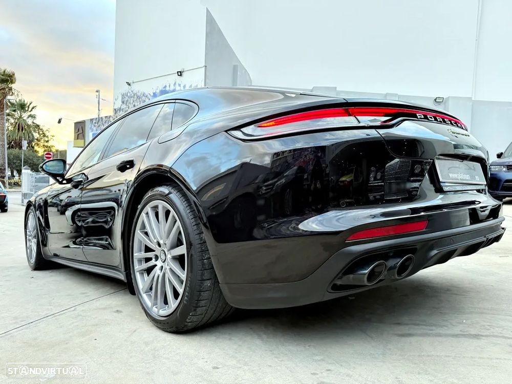 Porsche Panamera 4 E-Hybrid - 55