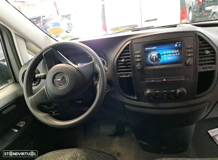 Mercedes-Benz E-Vito - 7