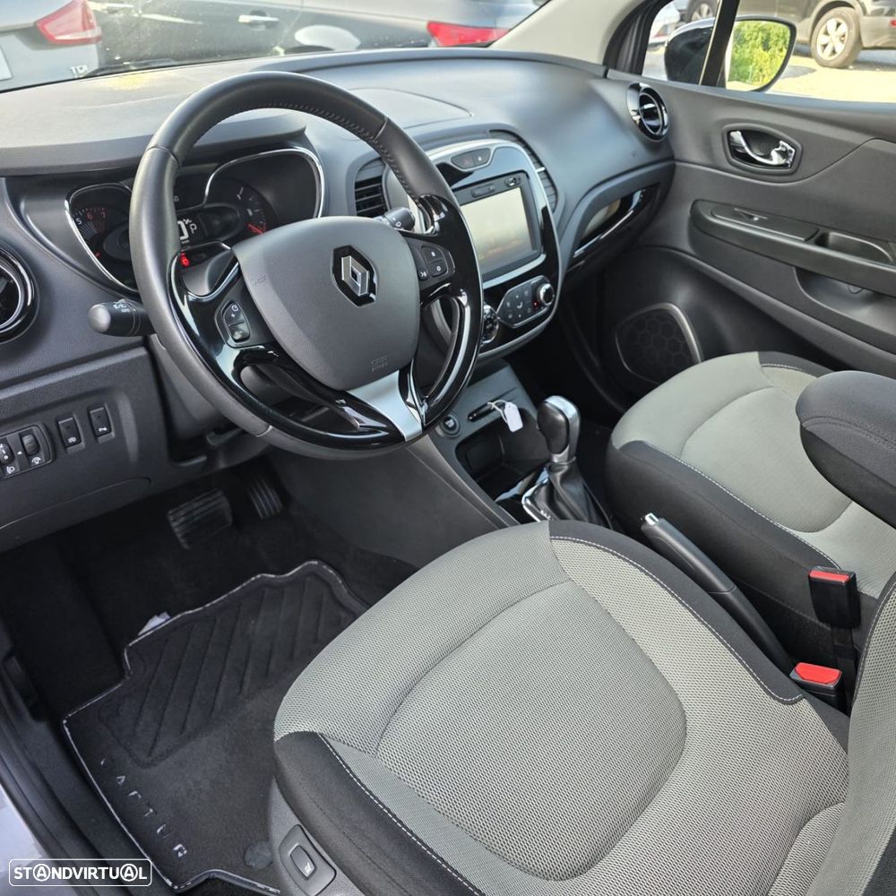Renault Captur 1.2 TCe Exclusive EDC - 6